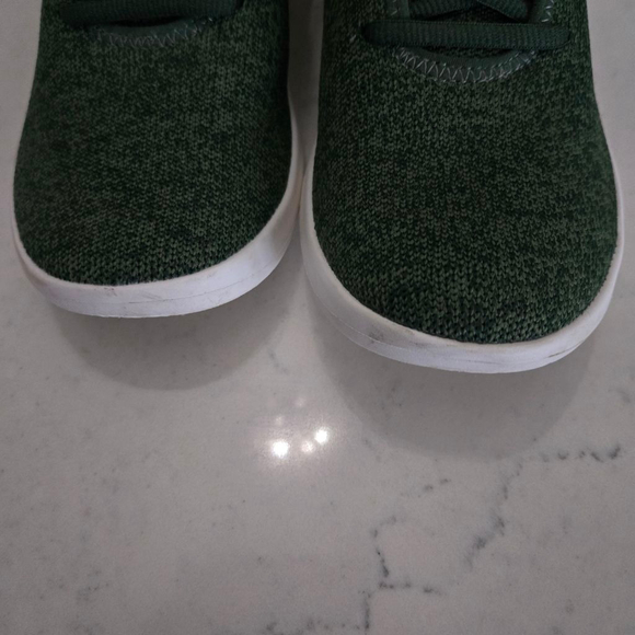 Women's Kizik Madrid Eco-friendly Knit Olive Green Sneakers Size 8 - Picture 3 of 11